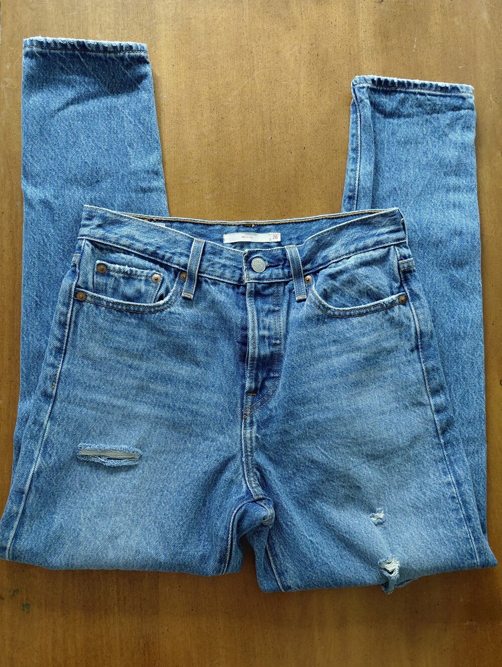 Levi's Wedgie Icon High Rise Distressed Denim Jeans Size 26 Button Fly